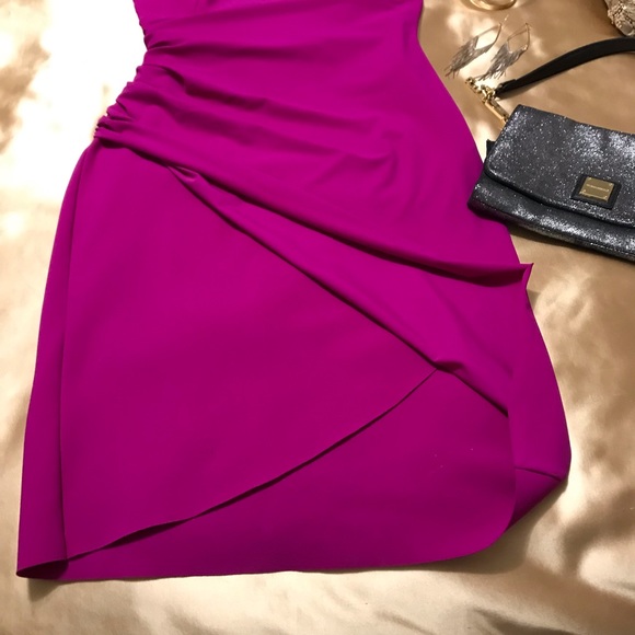 Chiara Boni Italian made Look like you just walked off the runway! Gorgeous - Picture 12 of 13